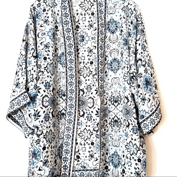 MAX STUDIO white blue FLORAL KIMONO jacket‎ coat wrap LAYER NEW NWT size SMALL - Picture 2 of 10